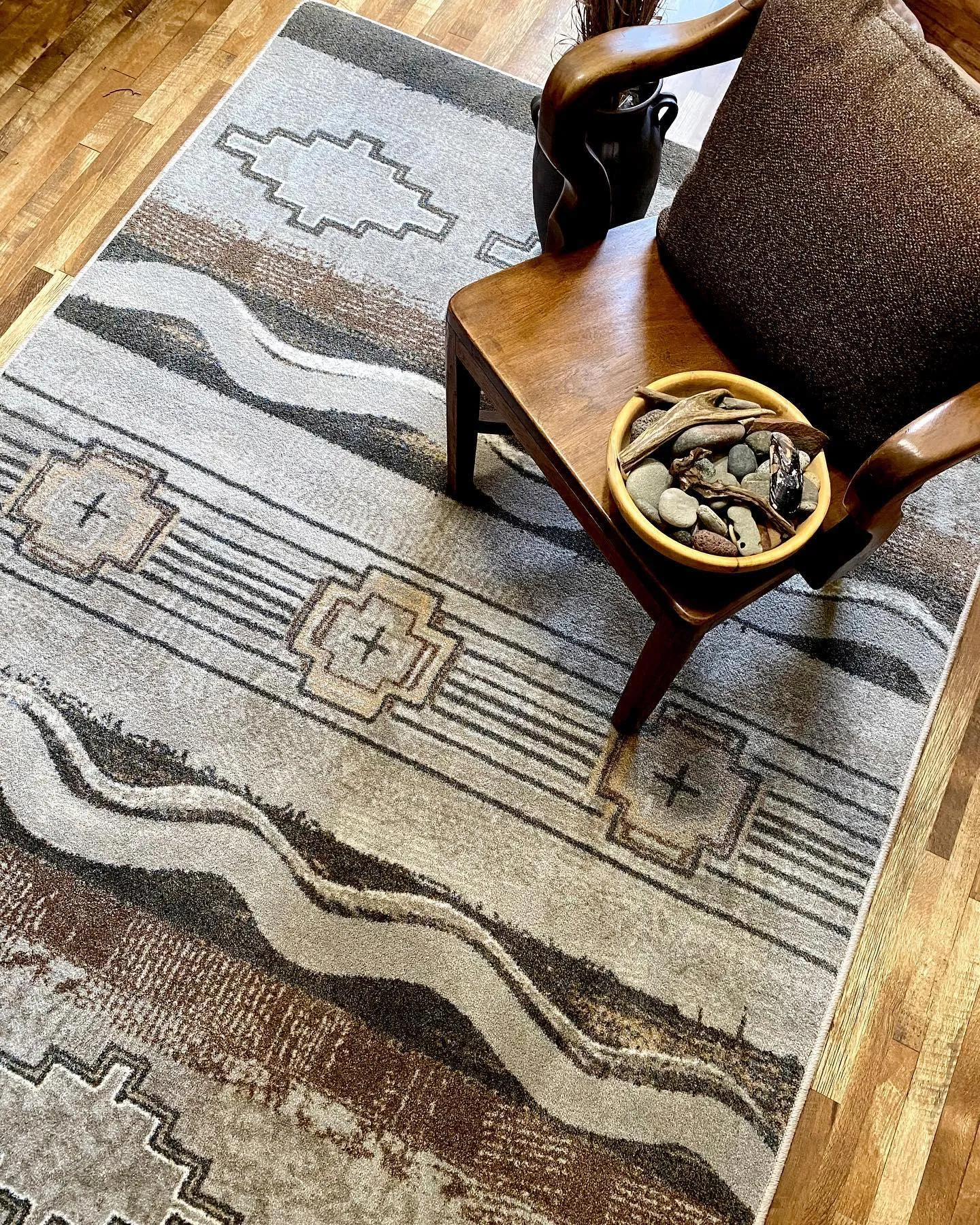 Barton Beige Southwestern Rugs