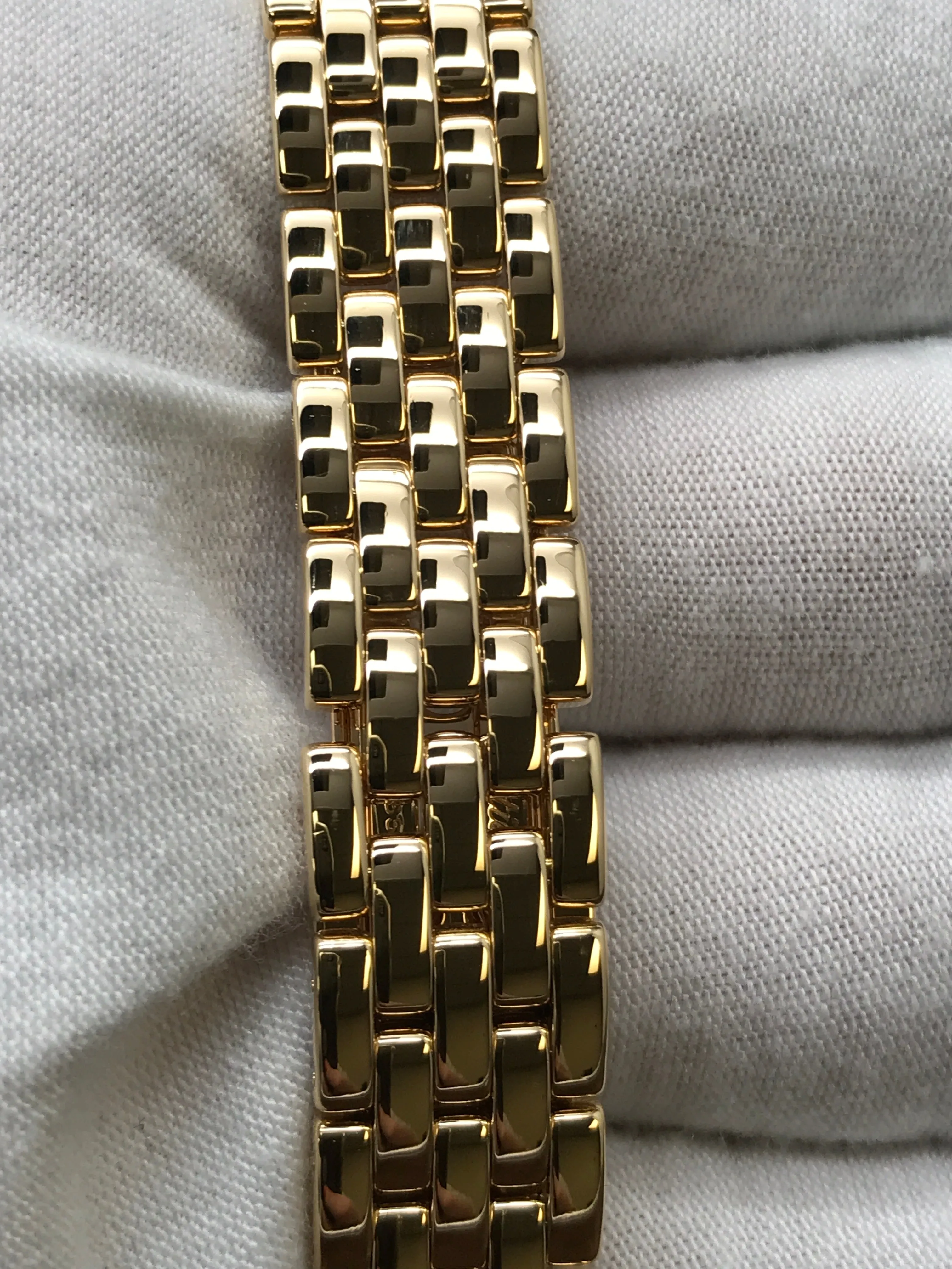 Cartier Panthere 1280 Gold Dial Quartz Women's Watch