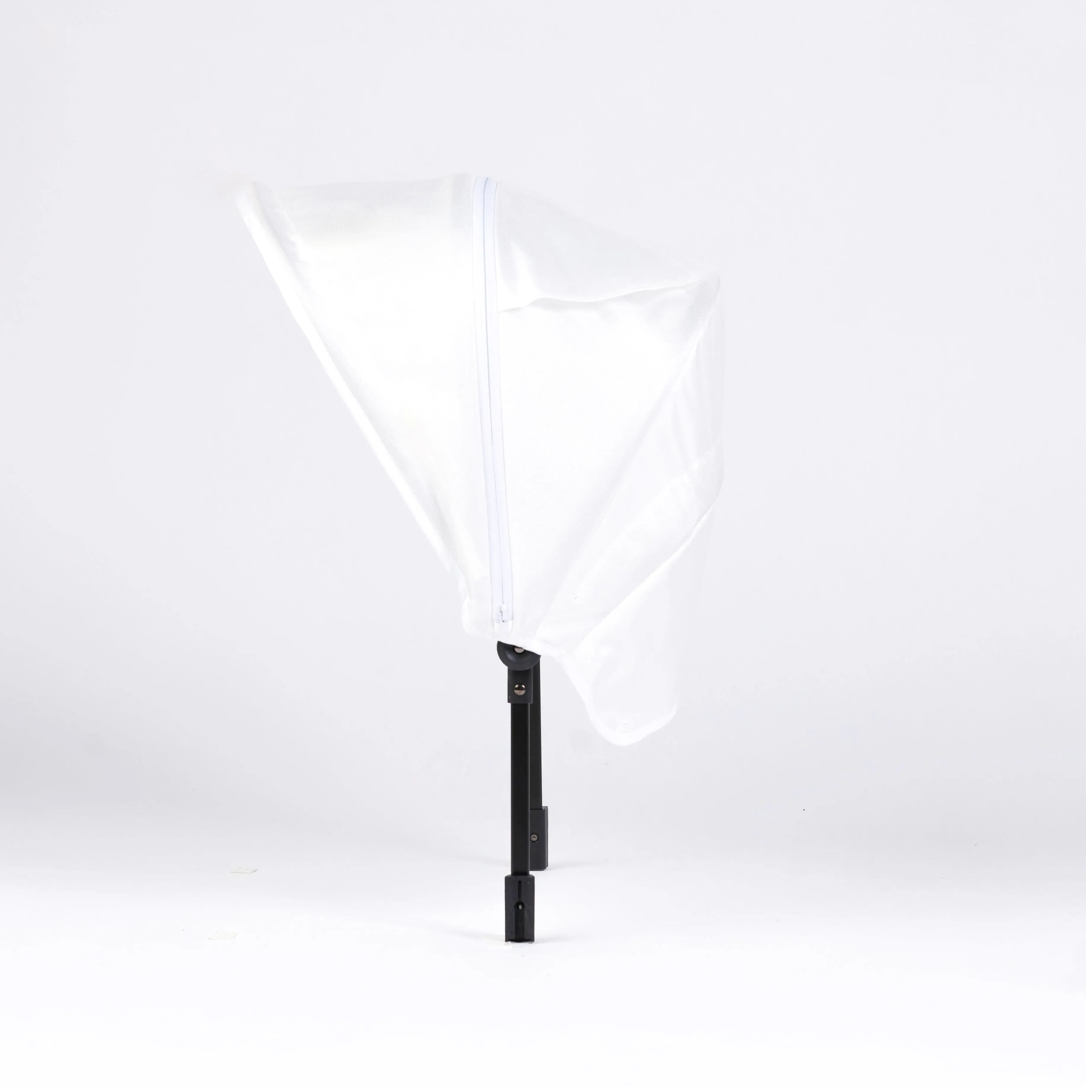 Oversized UV 50  Retractable Canopy | Weekender White