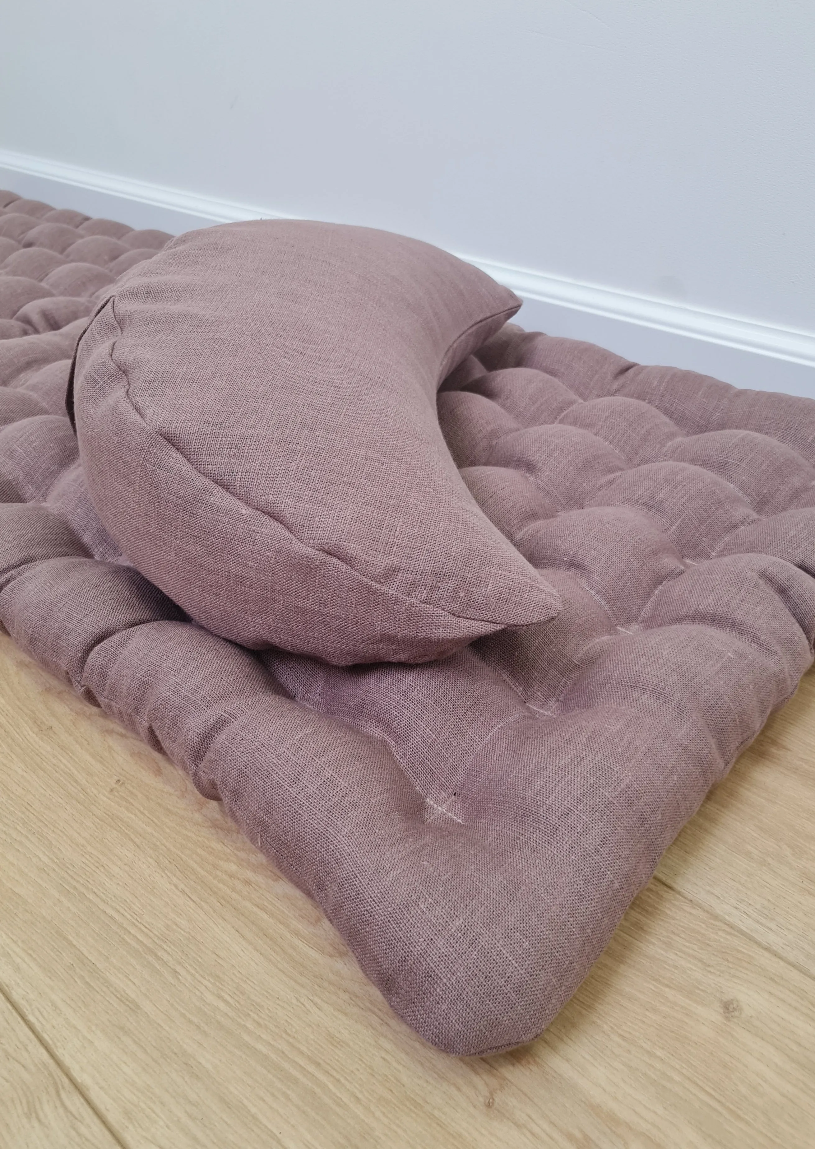 Set of linen meditation Crescent cushion   mat floor cushion 23 x 35 filled with buckwheat hulls